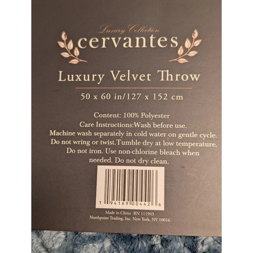 Cervantes Luxury Velvet Throw Oversize 50 x 60 in / 127 x 152 cm New